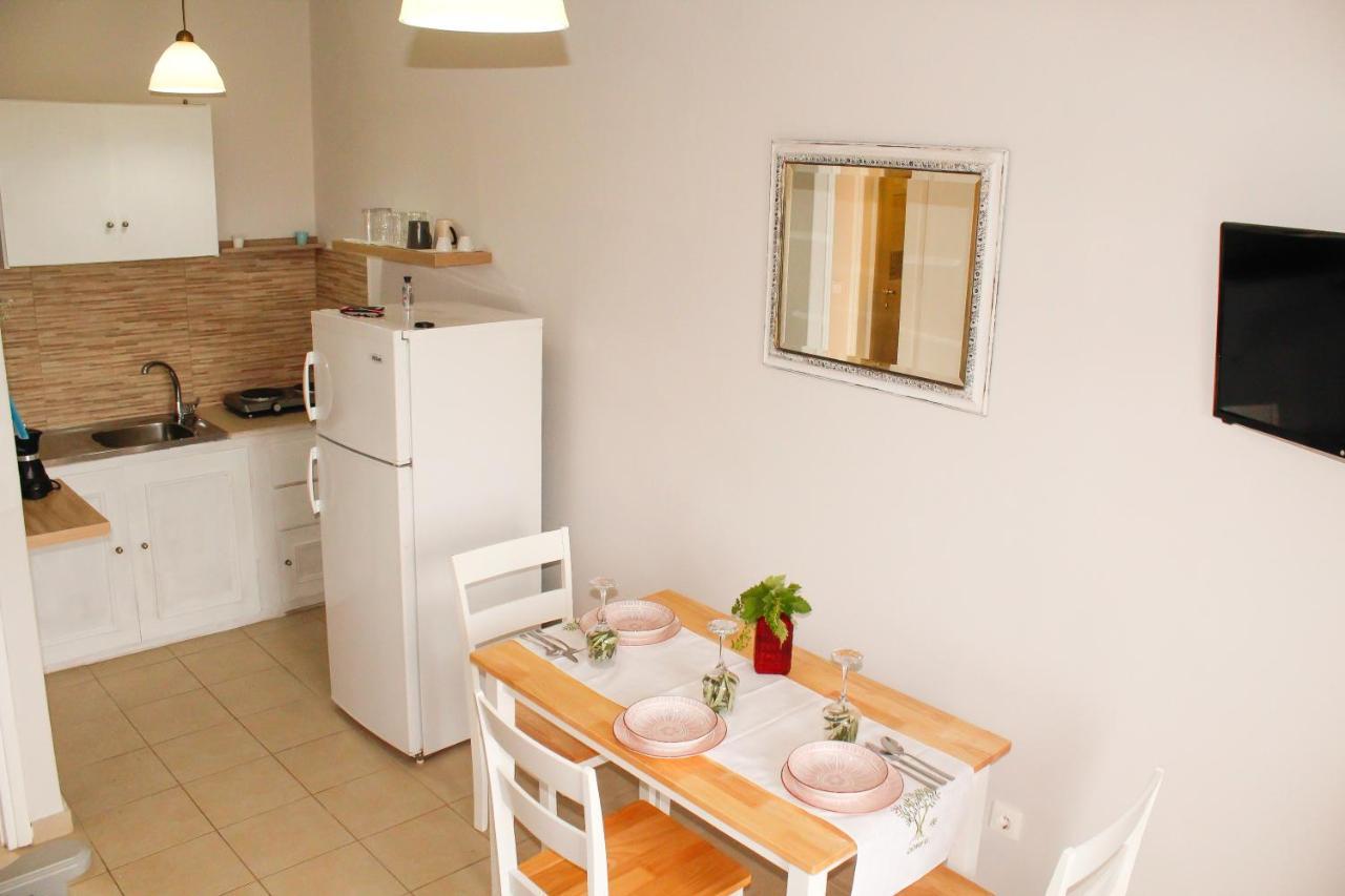 Braziliana Apartments Dassia  Ngoại thất bức ảnh