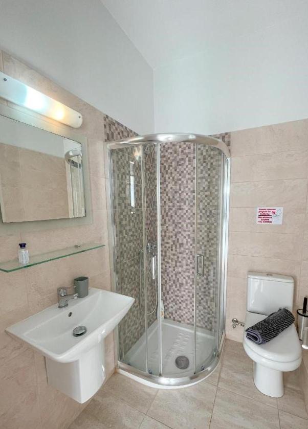 Braziliana Apartments Dassia  Ngoại thất bức ảnh