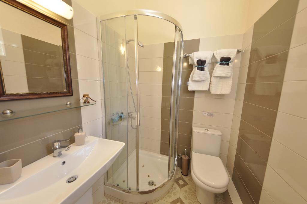 Braziliana Apartments Dassia  Ngoại thất bức ảnh